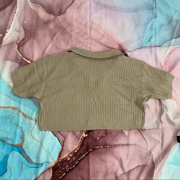 Cropped Shirt - Picture 4 of 6